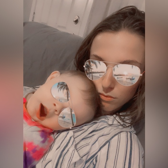 Meet your Posher, Alicia (The Purse Plug👜🔌🛍) - Picture 16 of 16